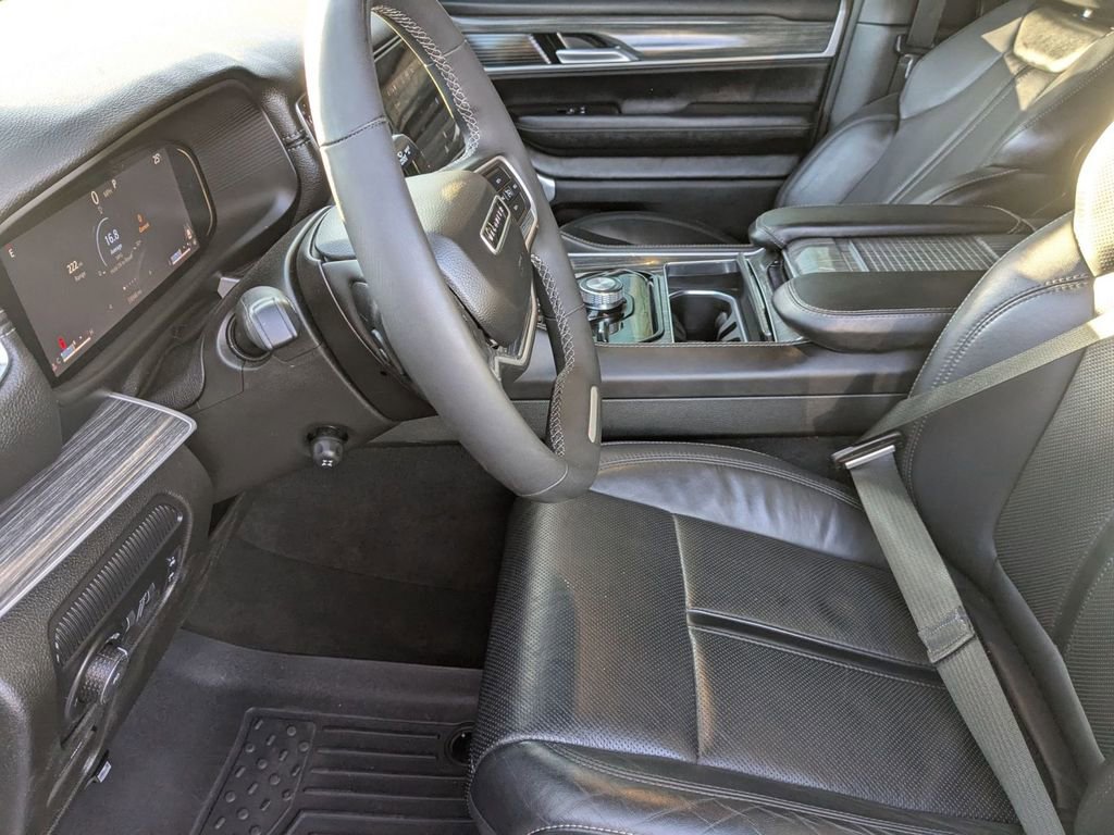 Used 2022 Jeep Wagoneer Series II image 17