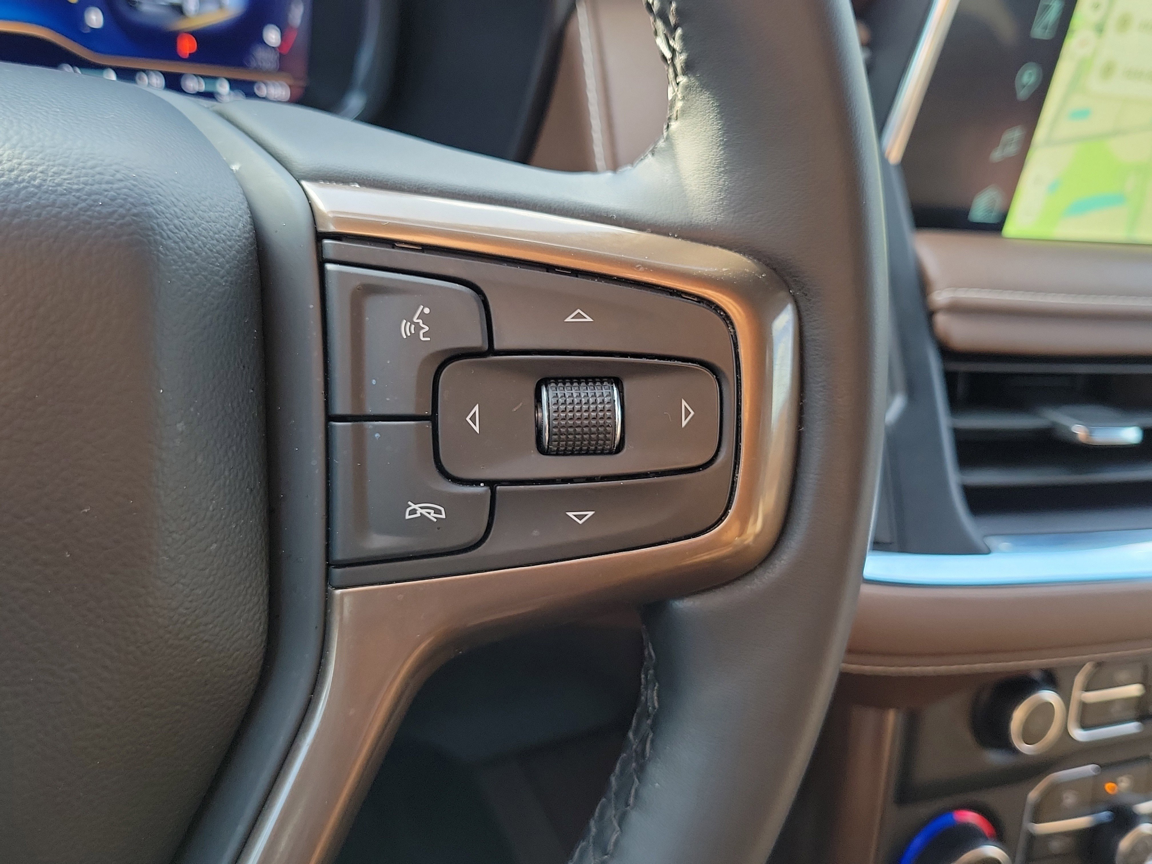 Used 2024 Chevrolet Tahoe High Country RWD image 22
