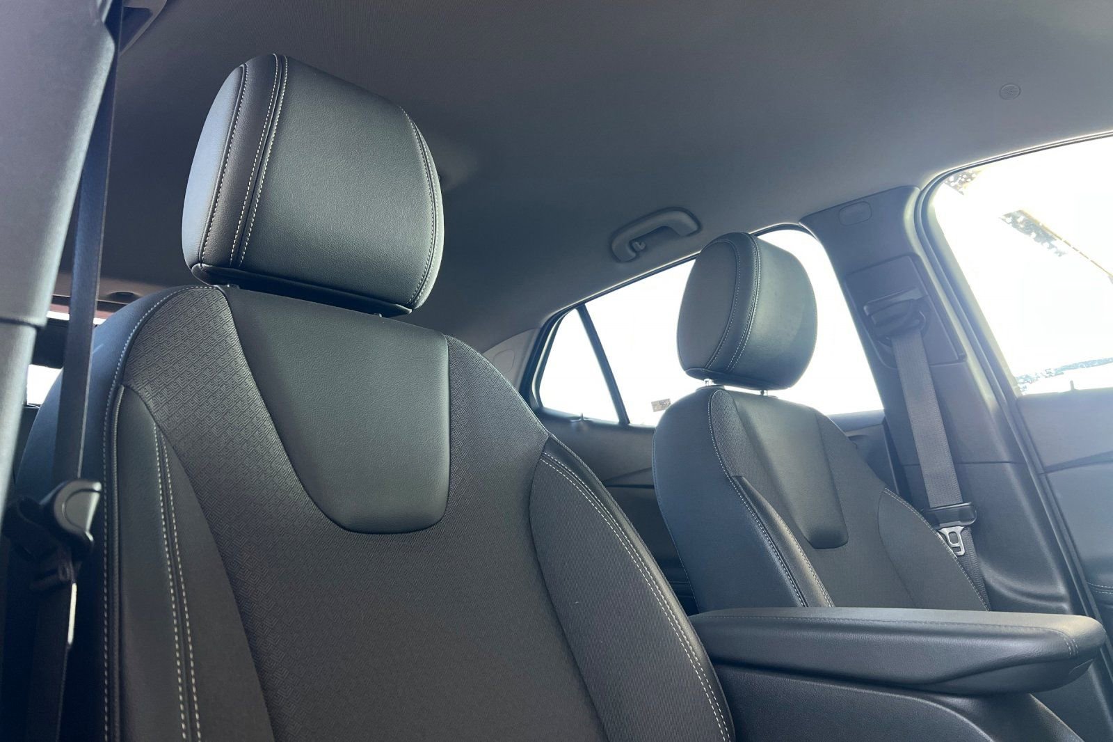 Used 2023 Buick Encore GX Preferred w/ Cold Weather Comfort Package image 21