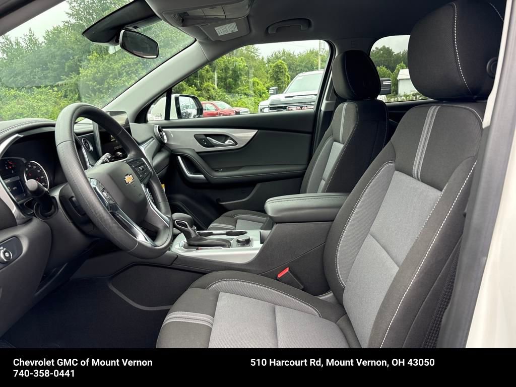 New 2025 Chevrolet Blazer LT w/ Driver Confidence Package image 11