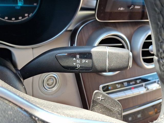 Used 2022 Mercedes-Benz GLC 300 4MATIC image 17
