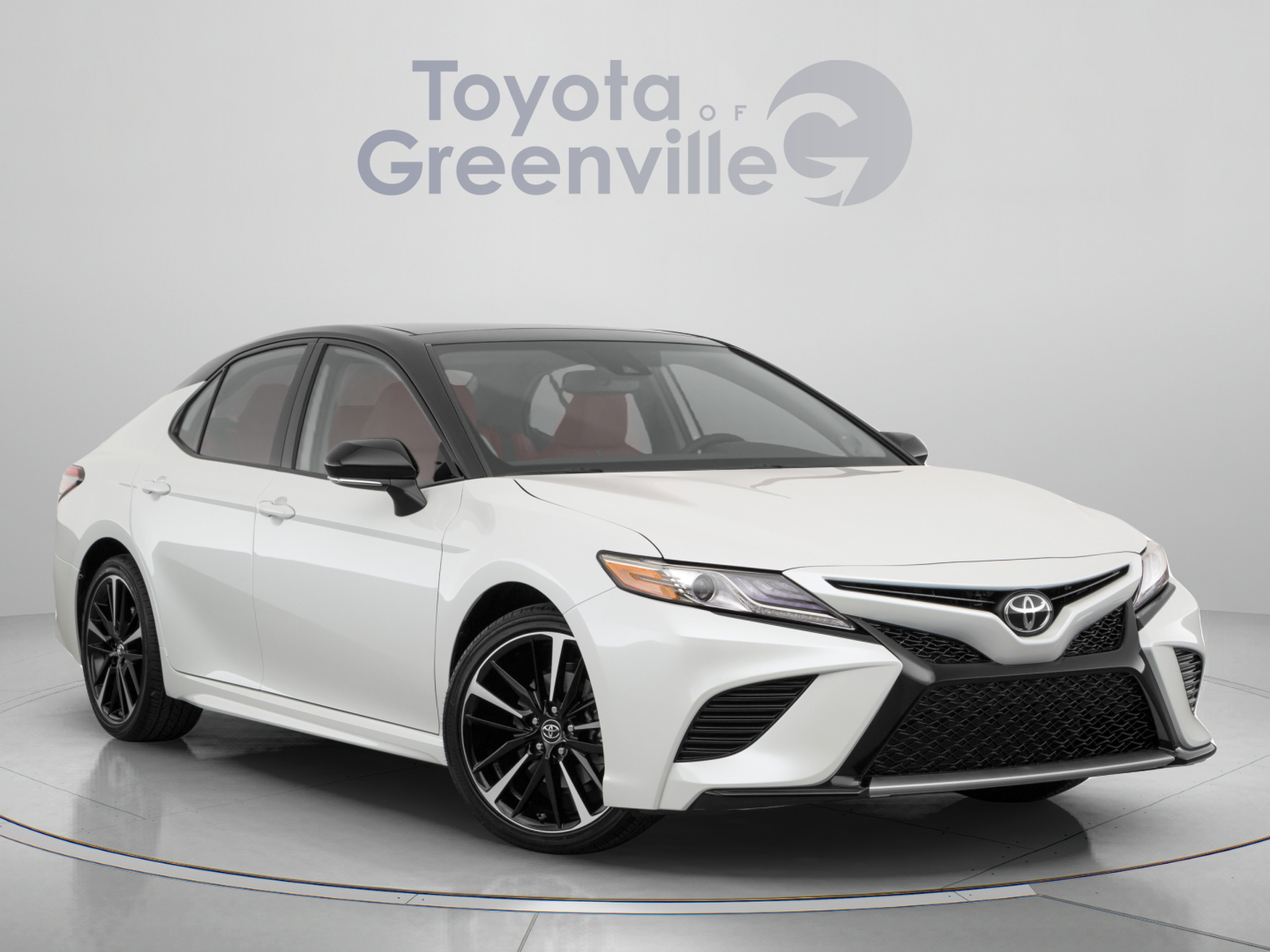 Used 2020 Toyota Camry XSE FWD image 8