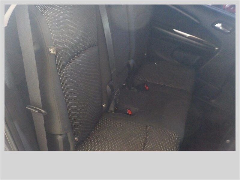 Used 2015 Dodge Journey SXT w/ Flexible Seating Group FWD image 8