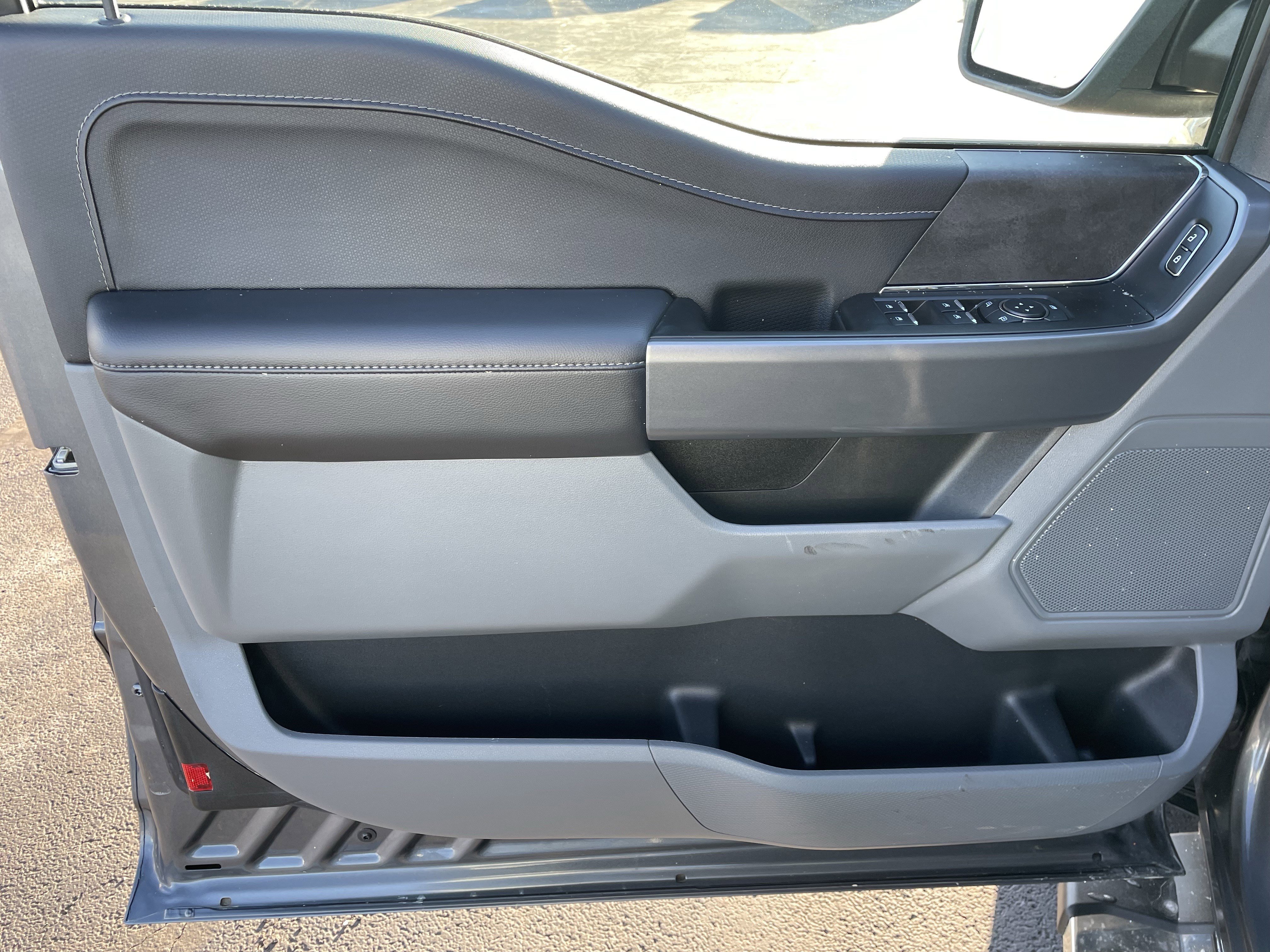 Used 2025 Ford F150 XLT w/ Equipment Group 301A Standard image 10