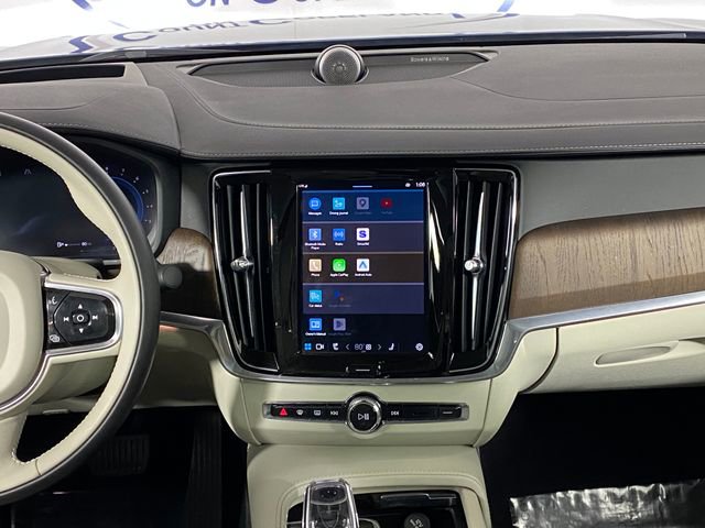 Used 2022 Volvo S90 B6 Inscription w/ Advanced Package image 19