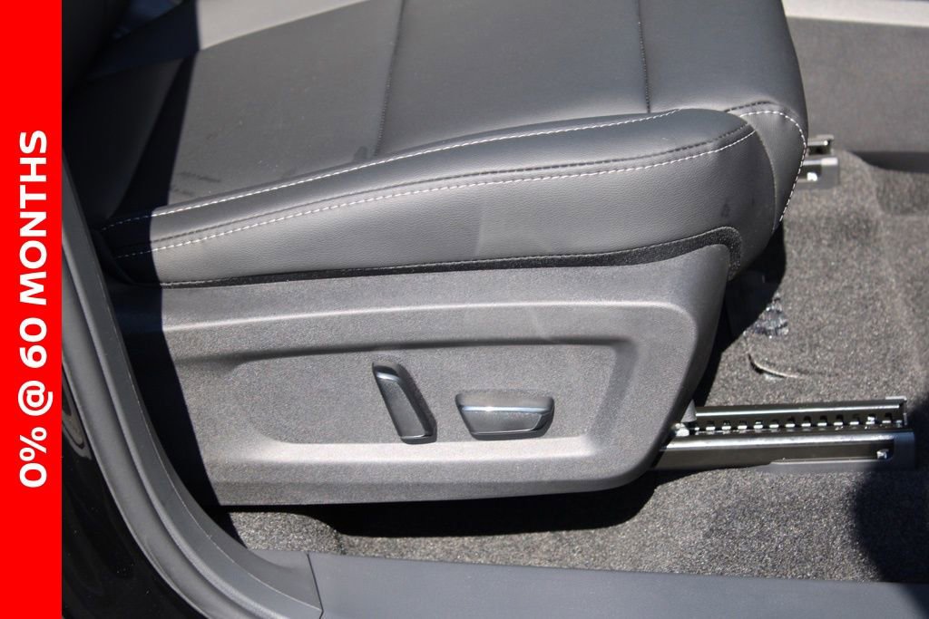 New 2025 Nissan Murano SV w/ Cargo Package image 15