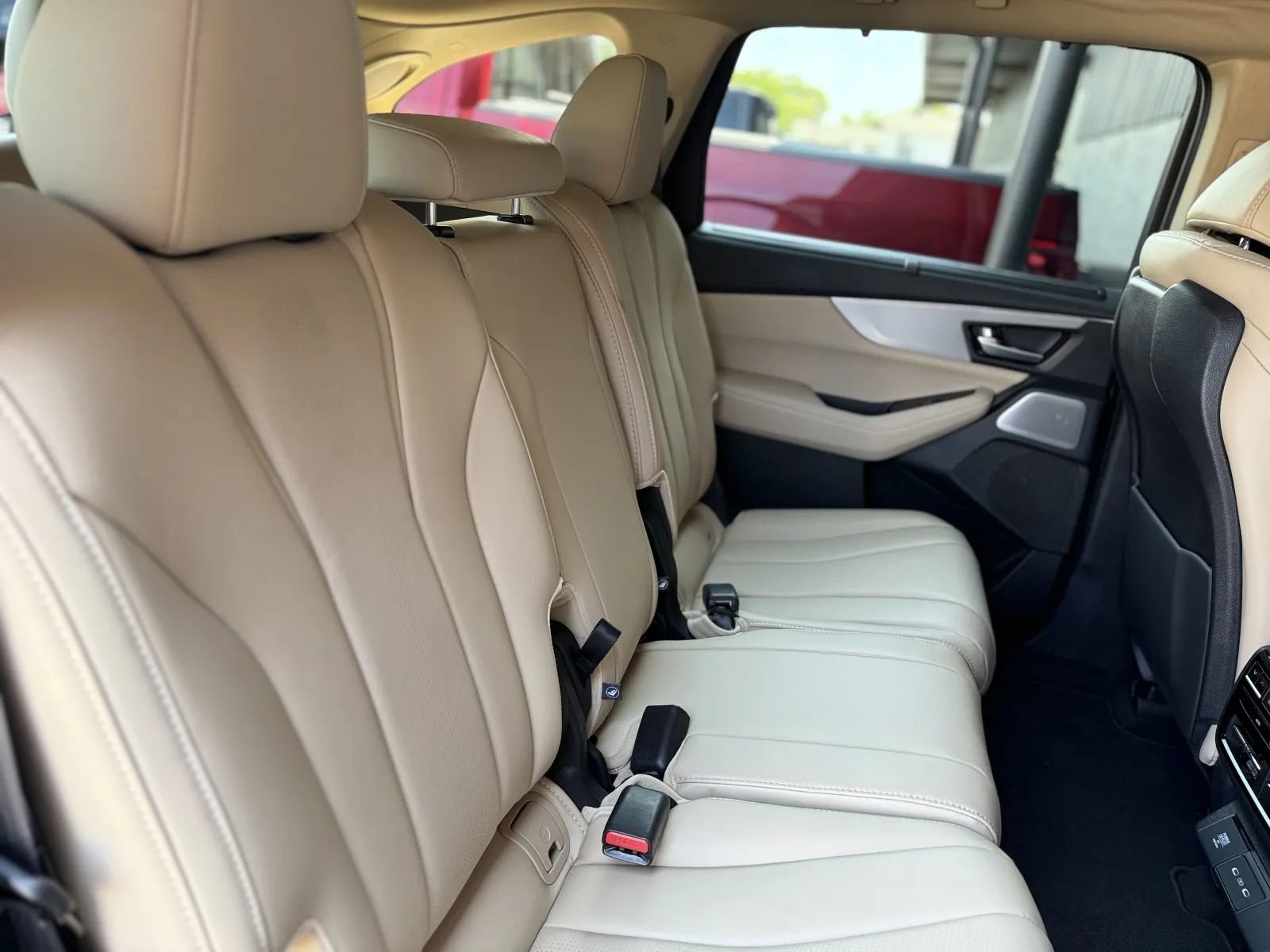 Used 2025 Acura MDX SH-AWD w/ Technology Package image 19