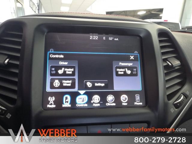 Used 2014 Jeep Cherokee Trailhawk w/ Cold Weather Group image 22