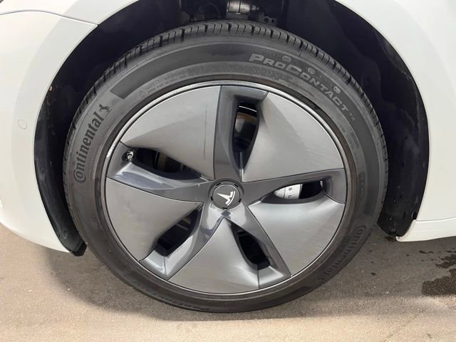 Used 2019 Tesla Model 3 Standard Range Plus RWD image 27