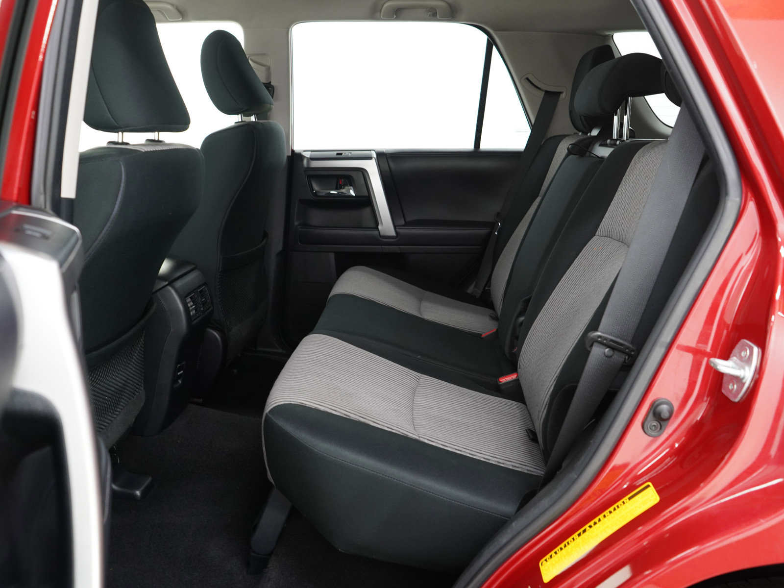 Used 2018 Toyota 4Runner SR5 image 16