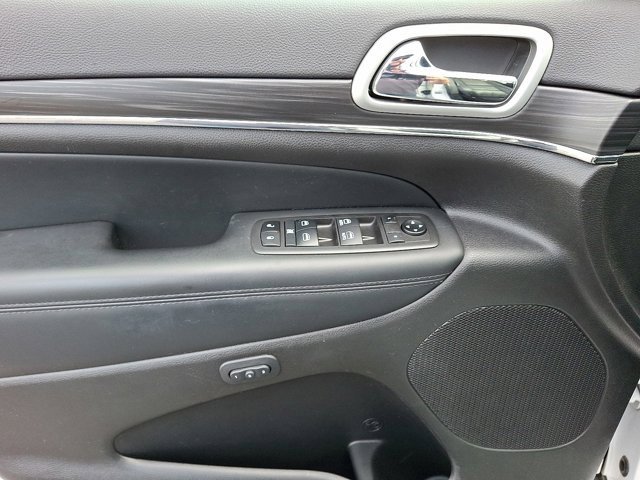 Certified 2021 Jeep Grand Cherokee Limited w/ Luxury Group II image 14
