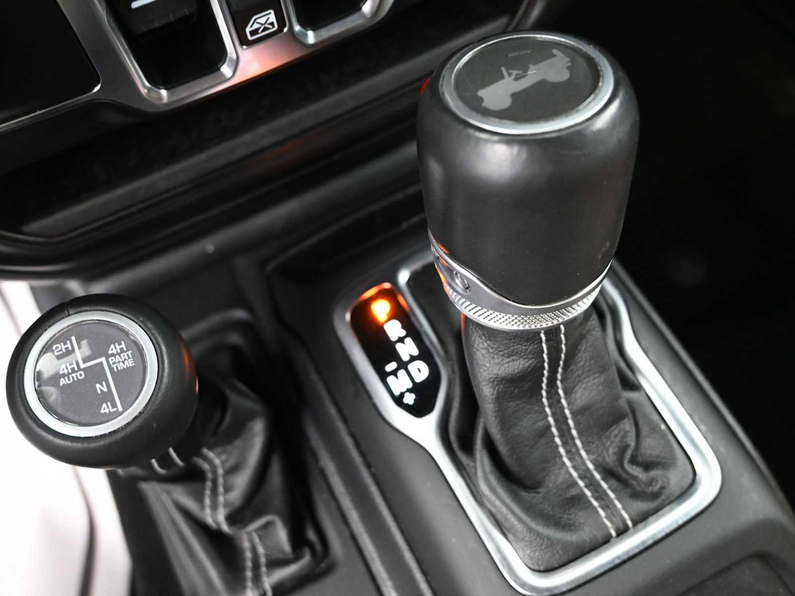 Used 2023 Jeep Wrangler Sahara w/ Cold Weather Group image 16