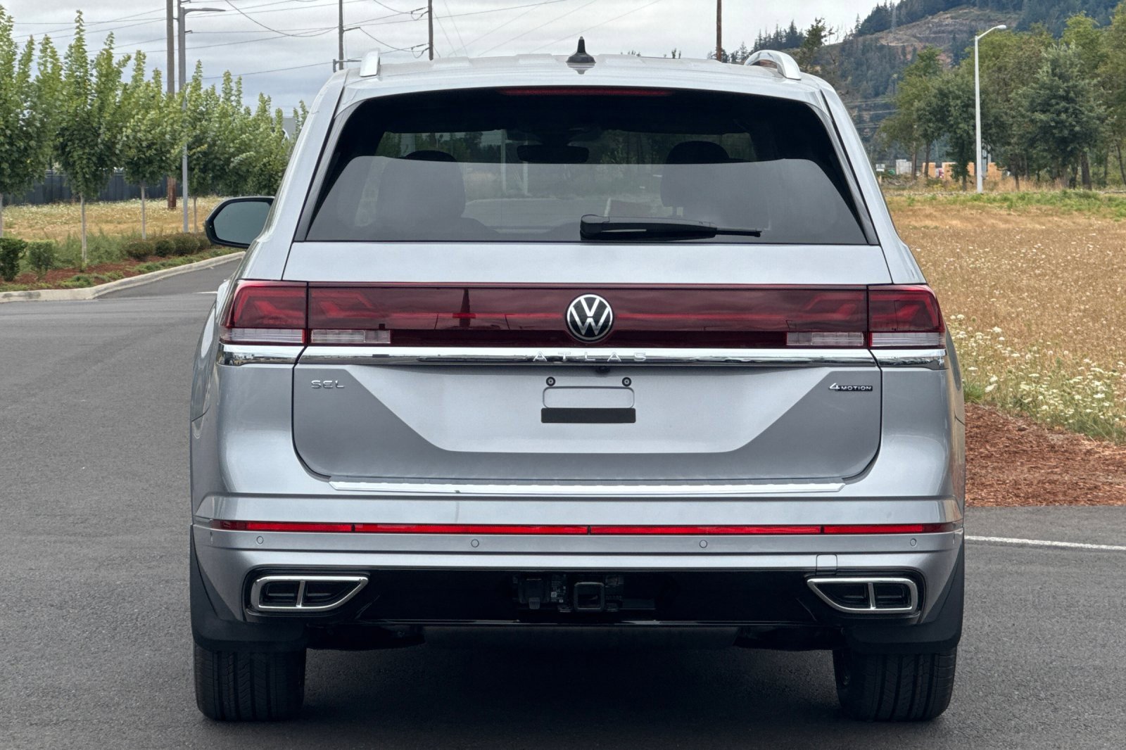 New 2025 Volkswagen Atlas SEL Premium R-Line image 4