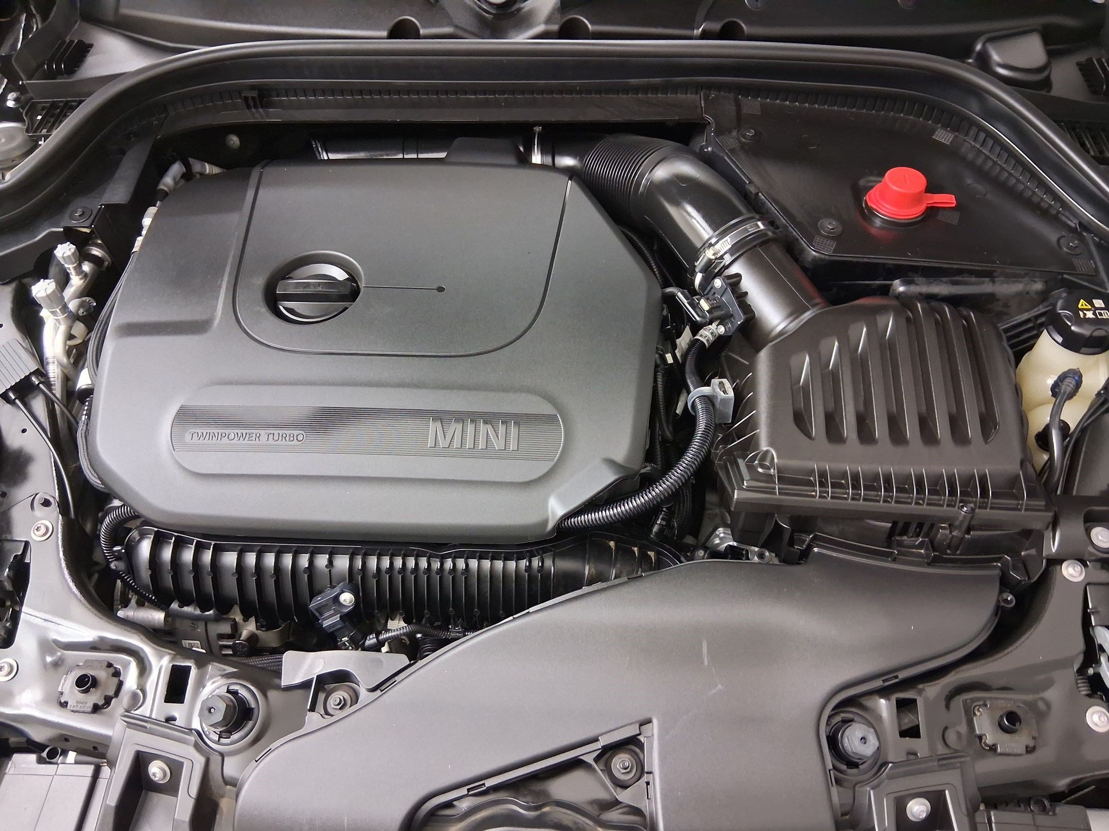 Used 2024 MINI Cooper John Cooper Works FWD image 35