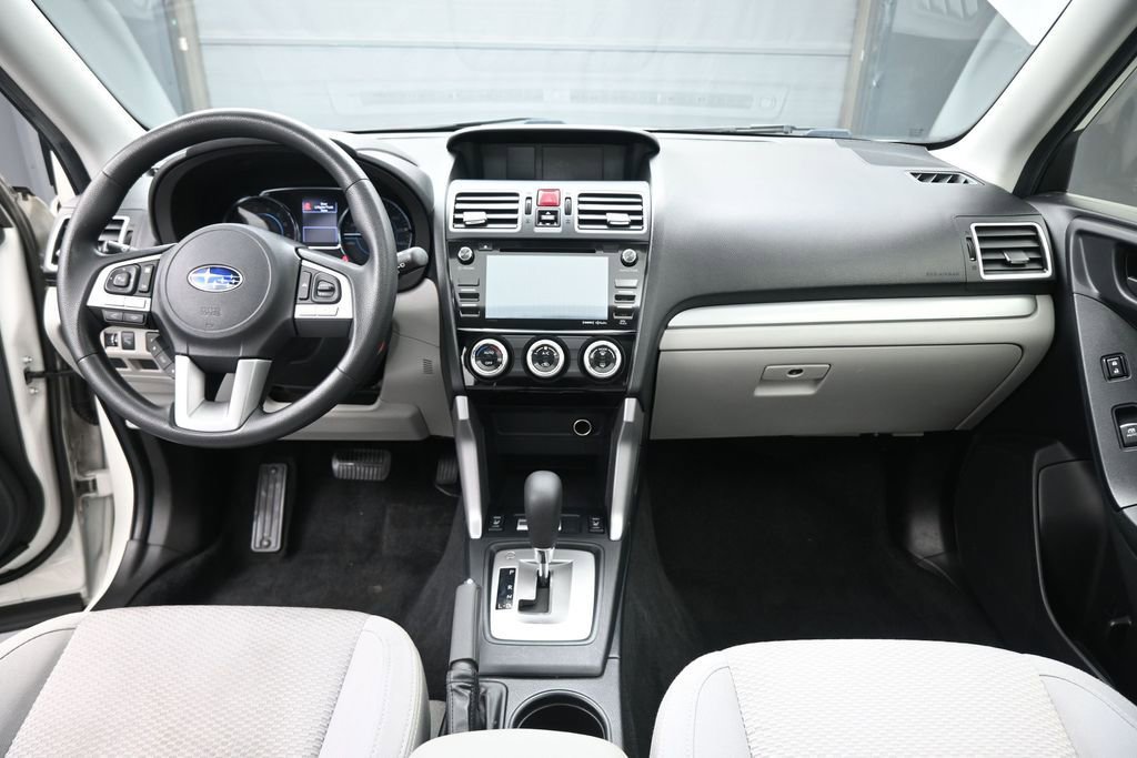 Used 2017 Subaru Forester 2.5i Premium AWD/4WD image 16