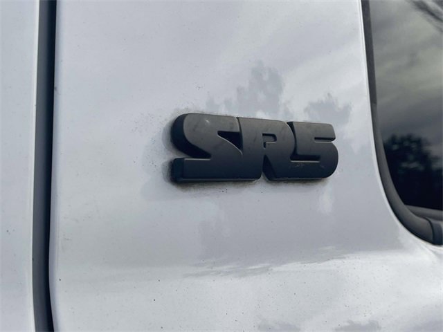 Used 2017 Toyota Tundra SR5 w/ SR5 Upgrade Package image 11