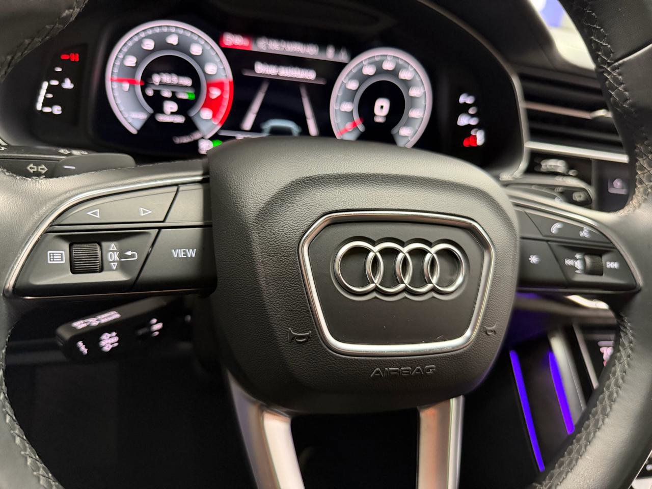 Used 2021 Audi Q8 Prestige w/ Prestige Package AWD/4WD image 18