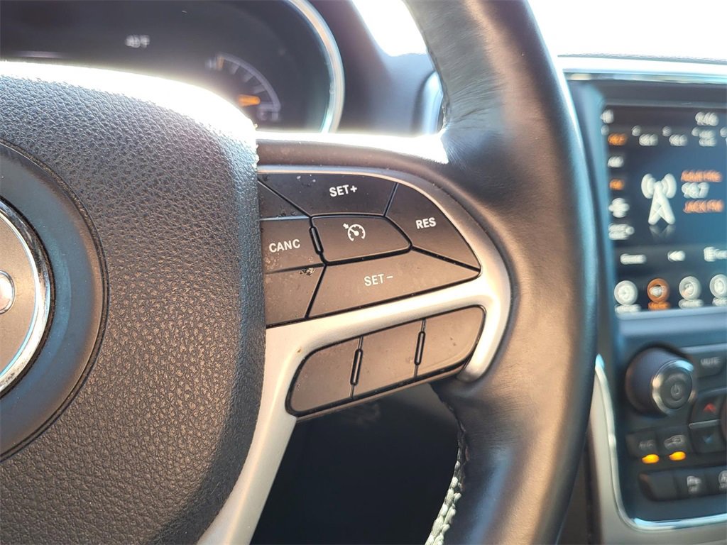Used 2018 Jeep Grand Cherokee Altitude image 23