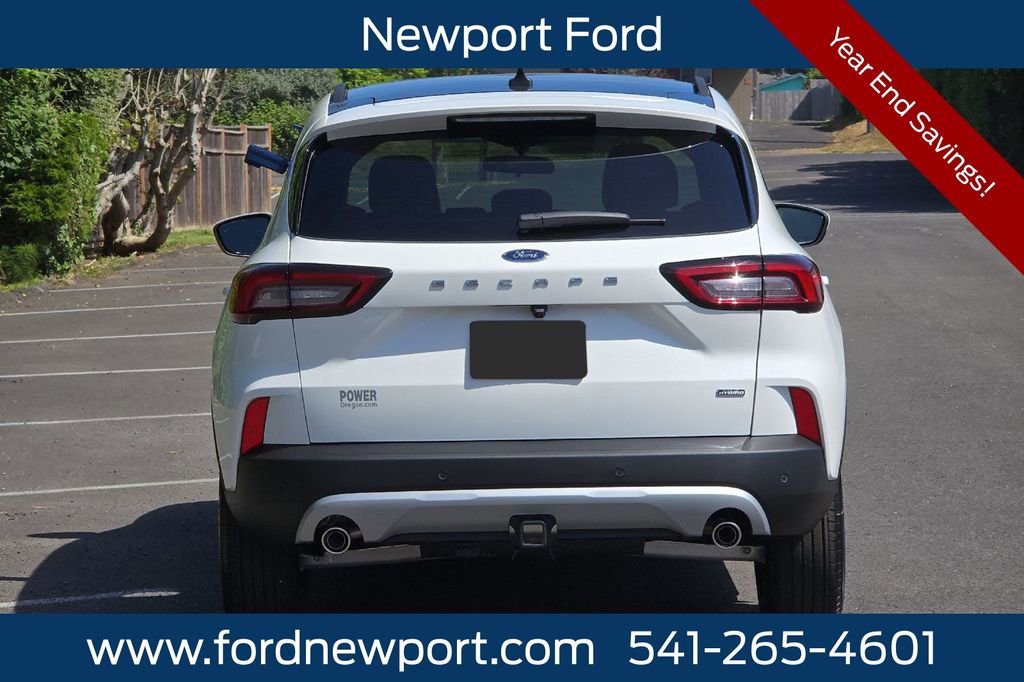 New 2025 Ford Escape SE w/ Class II Trailer Tow Package image 4