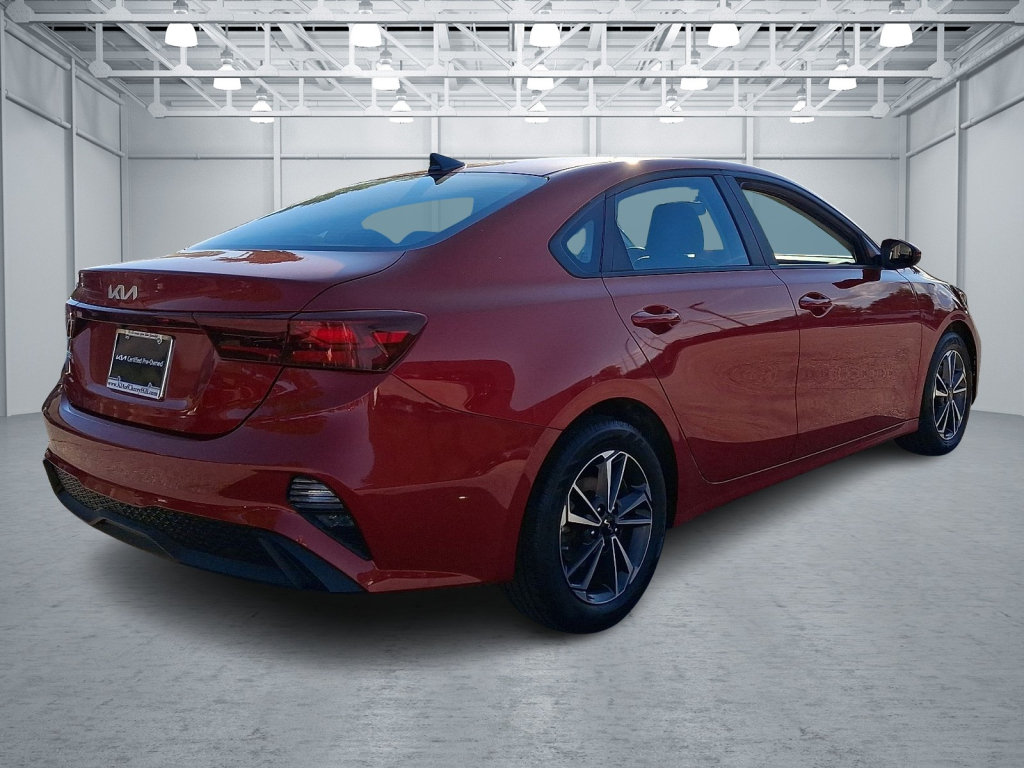Used 2024 Kia Forte LXS FWD image 5