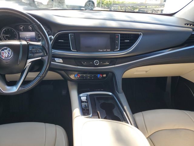 Used 2022 Buick Enclave Essence image 12