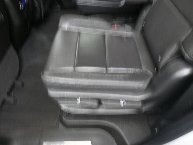 Used 2022 Chevrolet Tahoe LT w/ Luxury Package image 20