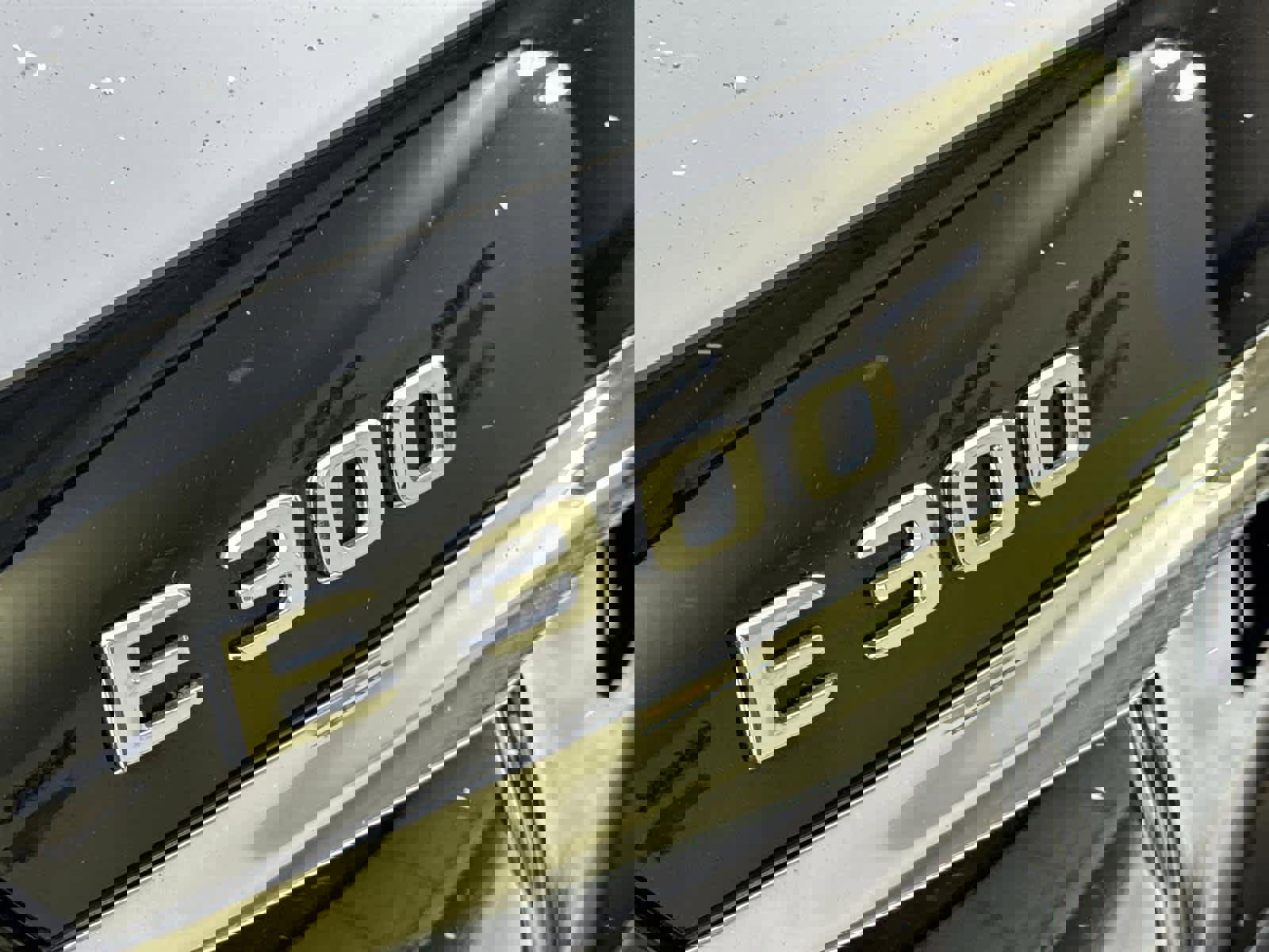 Used 2017 Mercedes-Benz E 300 image 10