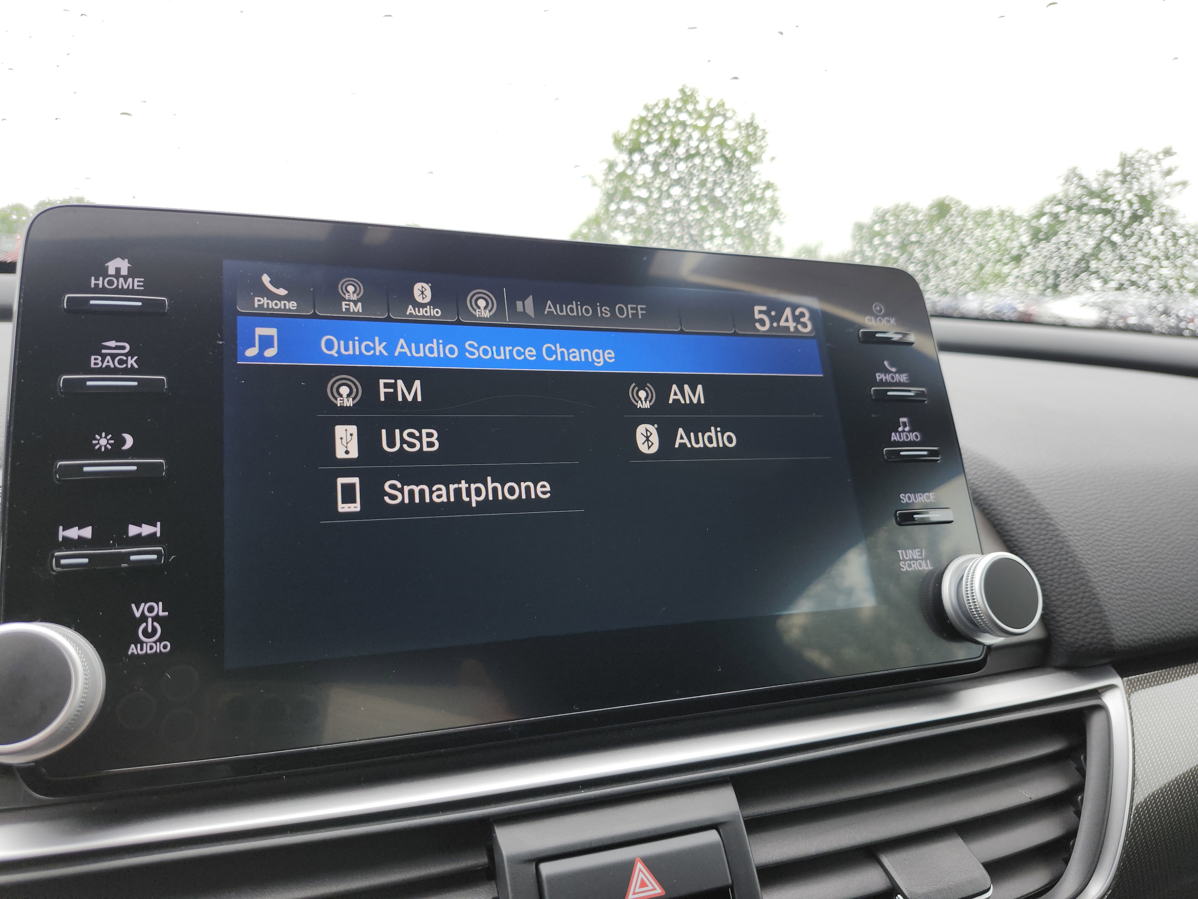 Used 2018 Honda Accord Sport image 4