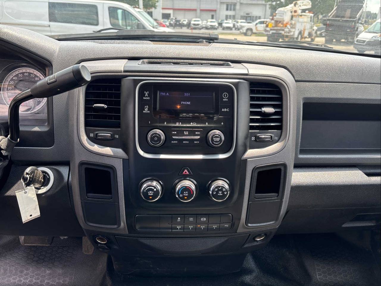 Used 2014 RAM 5500 Tradesman w/ Power & Remote Entry Group RWD image 14