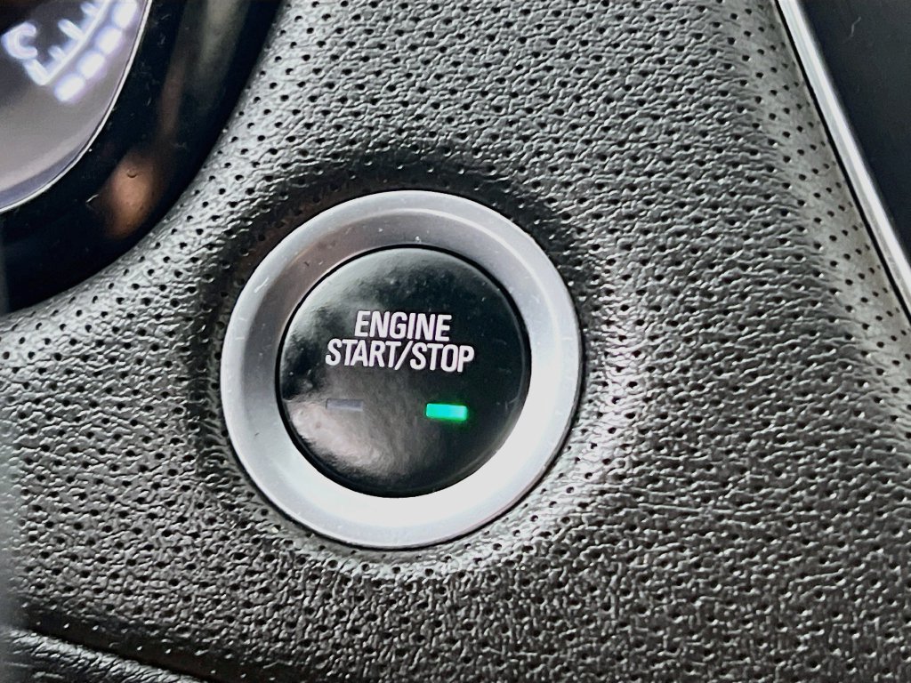 Used 2023 Cadillac XT5 Premium Luxury w/ Technology Package FWD image 22