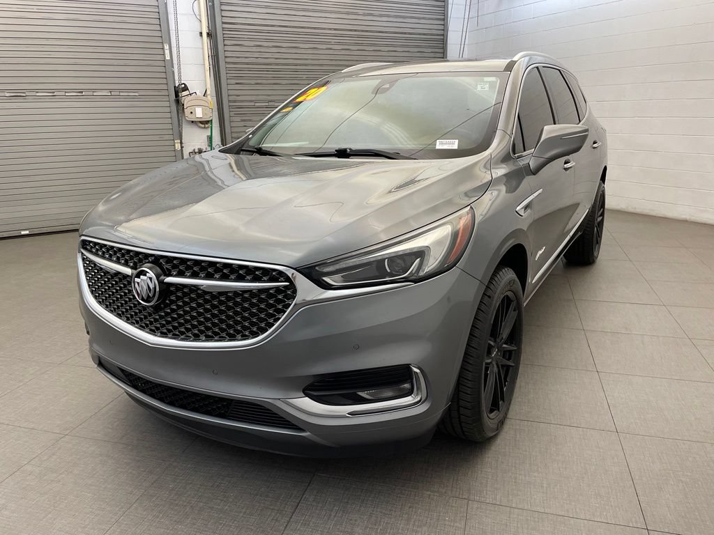 Used 2020 Buick Enclave Avenir w/ Avenir Technology Package FWD image 10