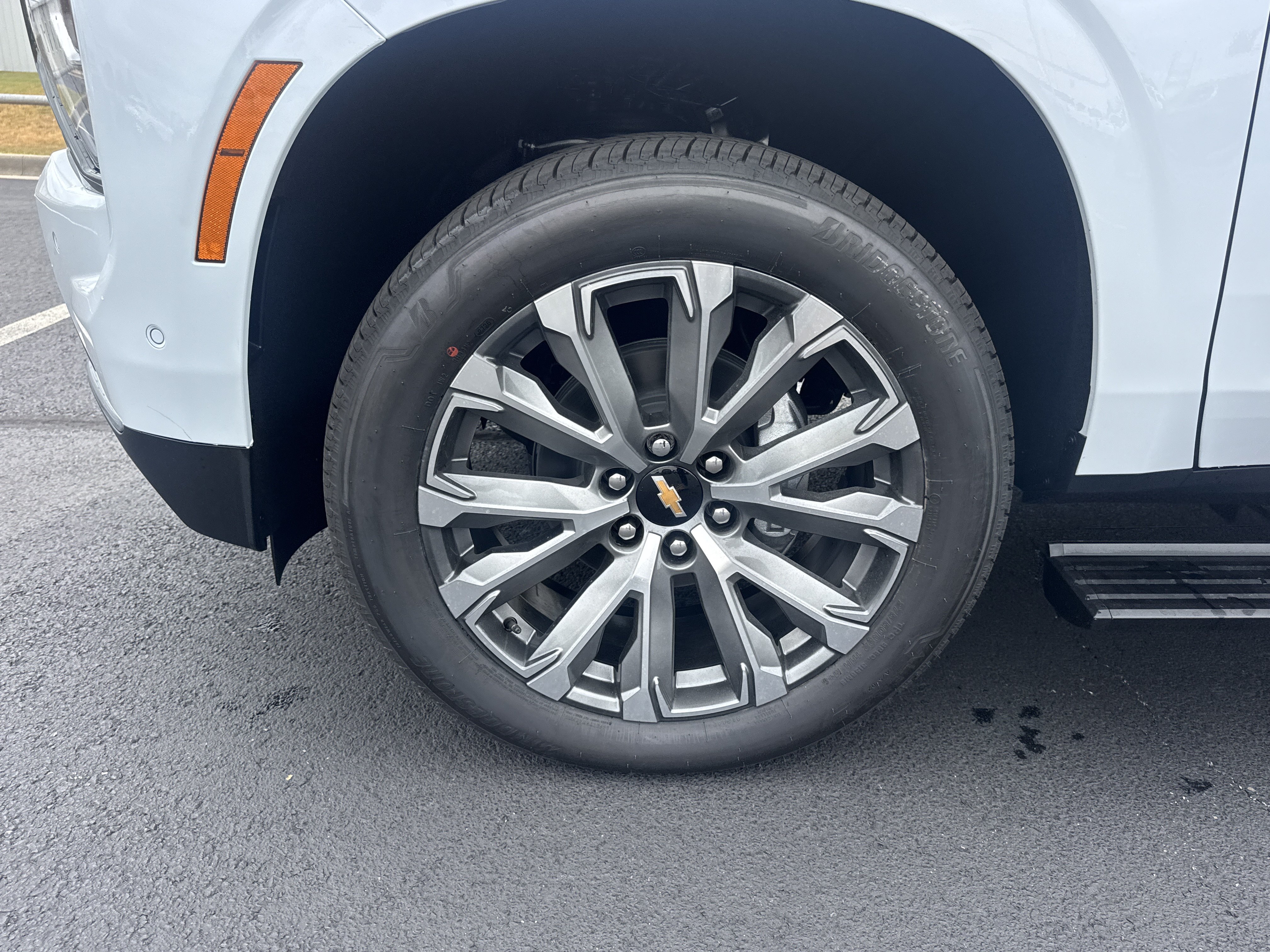New 2026 Chevrolet Tahoe High Country AWD/4WD image 5