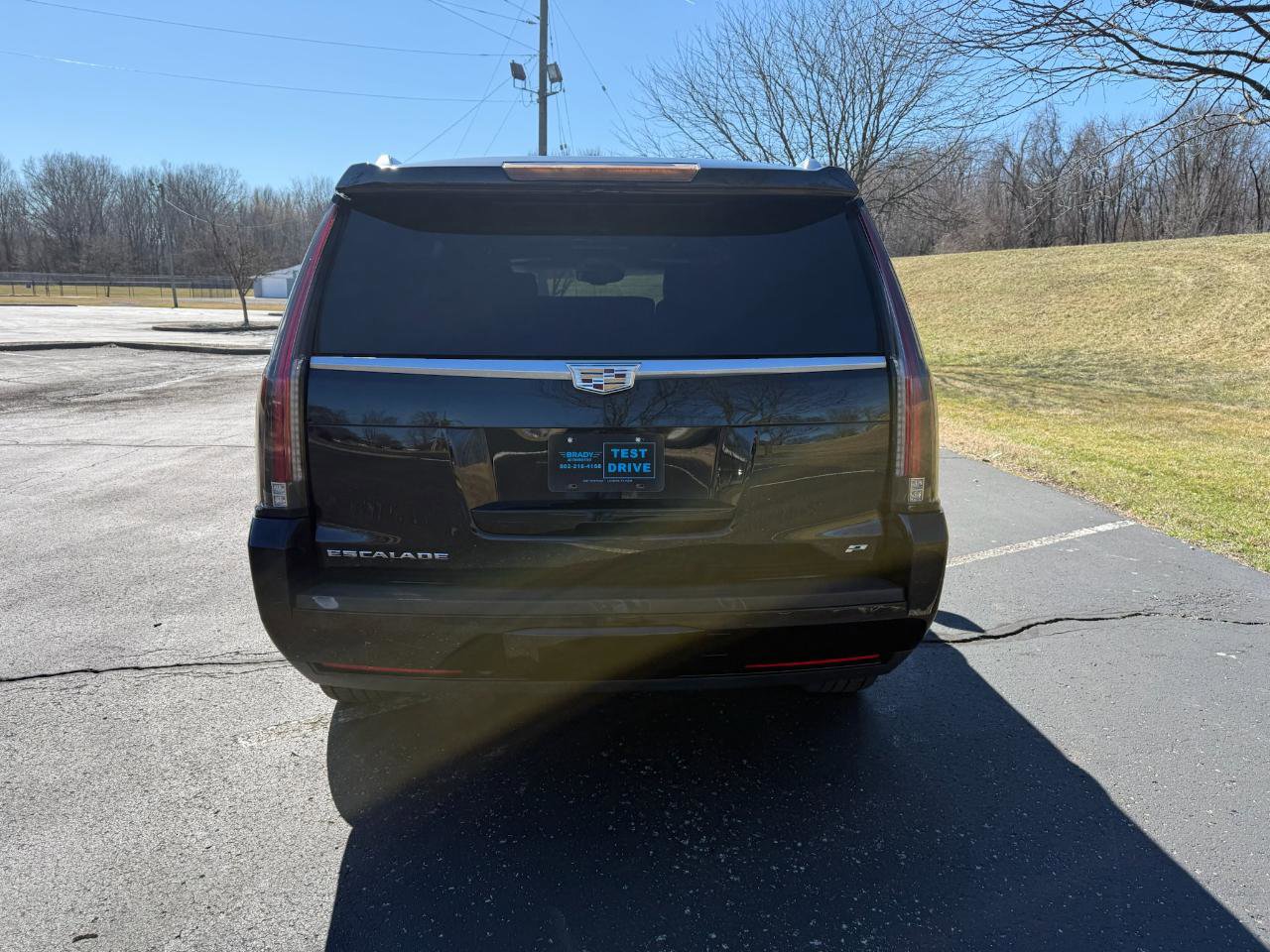 Used 2015 Cadillac Escalade Platinum image 17