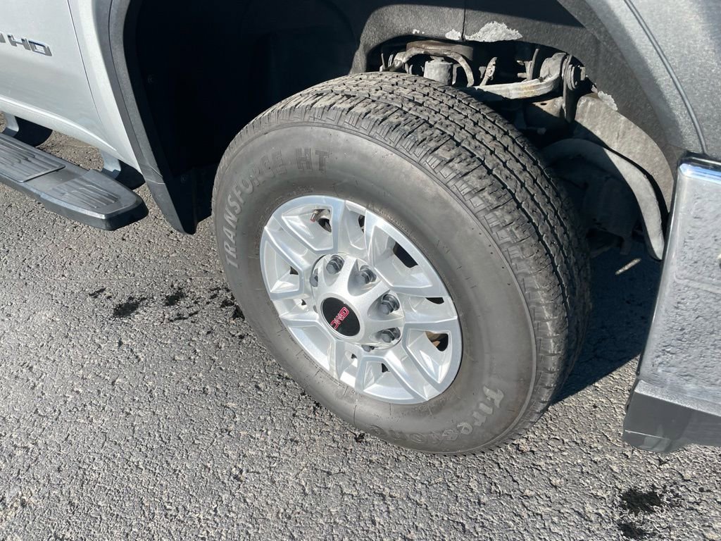 Used 2023 GMC Sierra 2500 Pro w/ Convenience Package image 3
