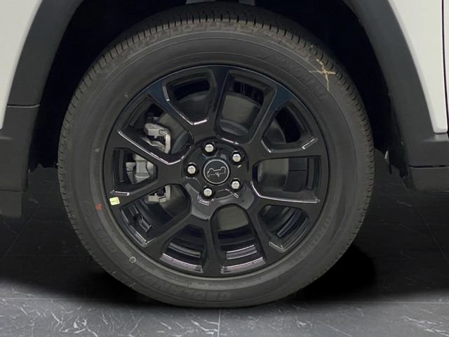 New 2025 Jeep Compass Latitude w/ Sun & Sound Group image 38