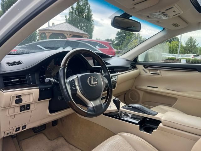 Used 2013 Lexus ES 350 FWD image 11