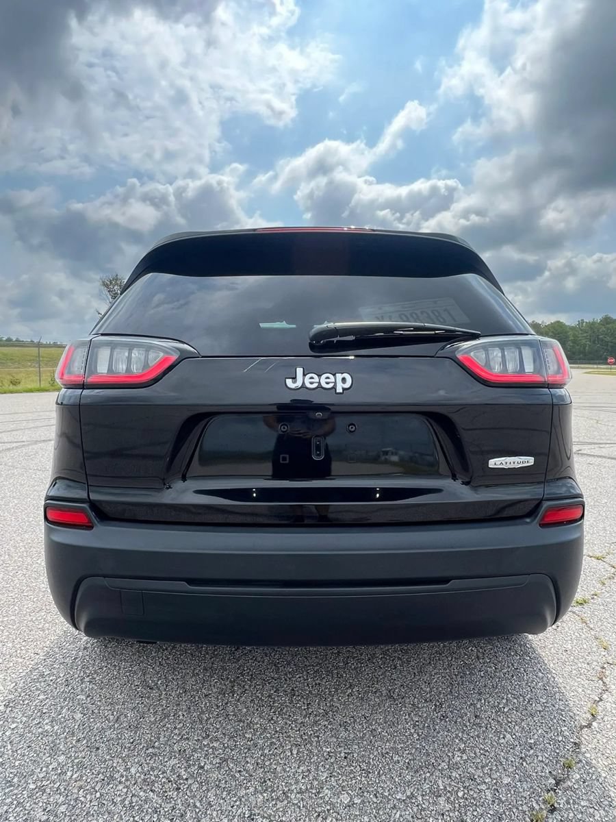 Used 2019 Jeep Cherokee Latitude Plus FWD image 6