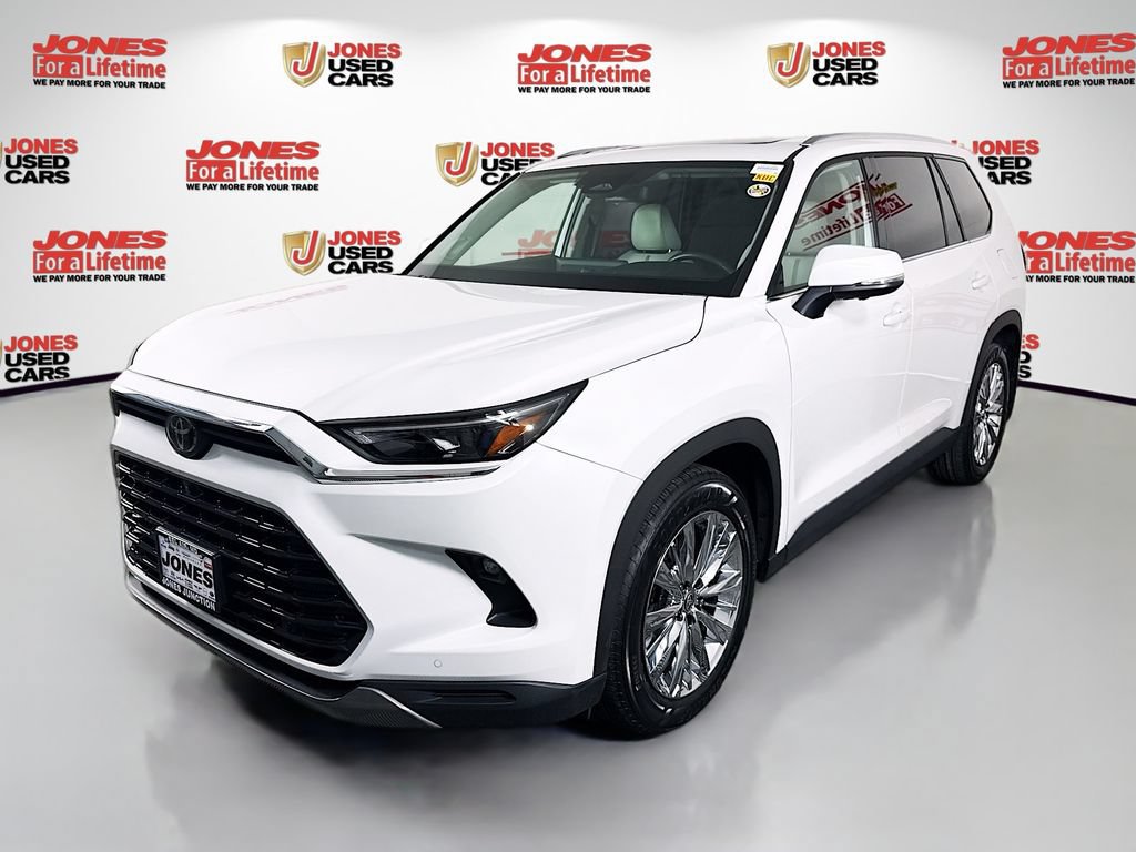 Used 2024 Toyota Grand Highlander AWD image 14