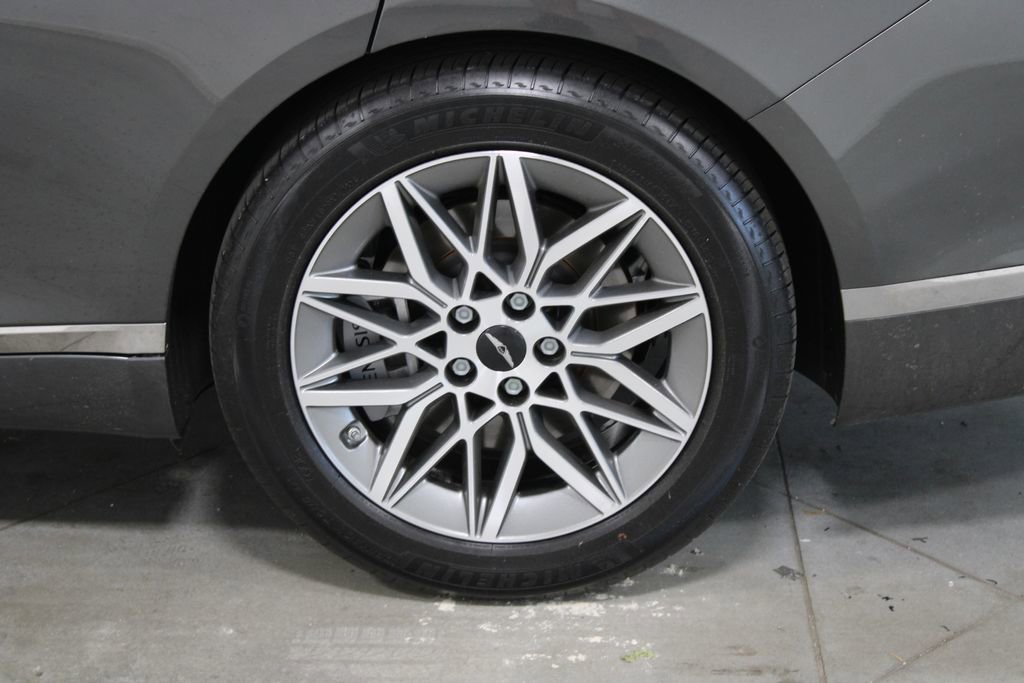 Used 2025 Genesis G80 2.5T image 16