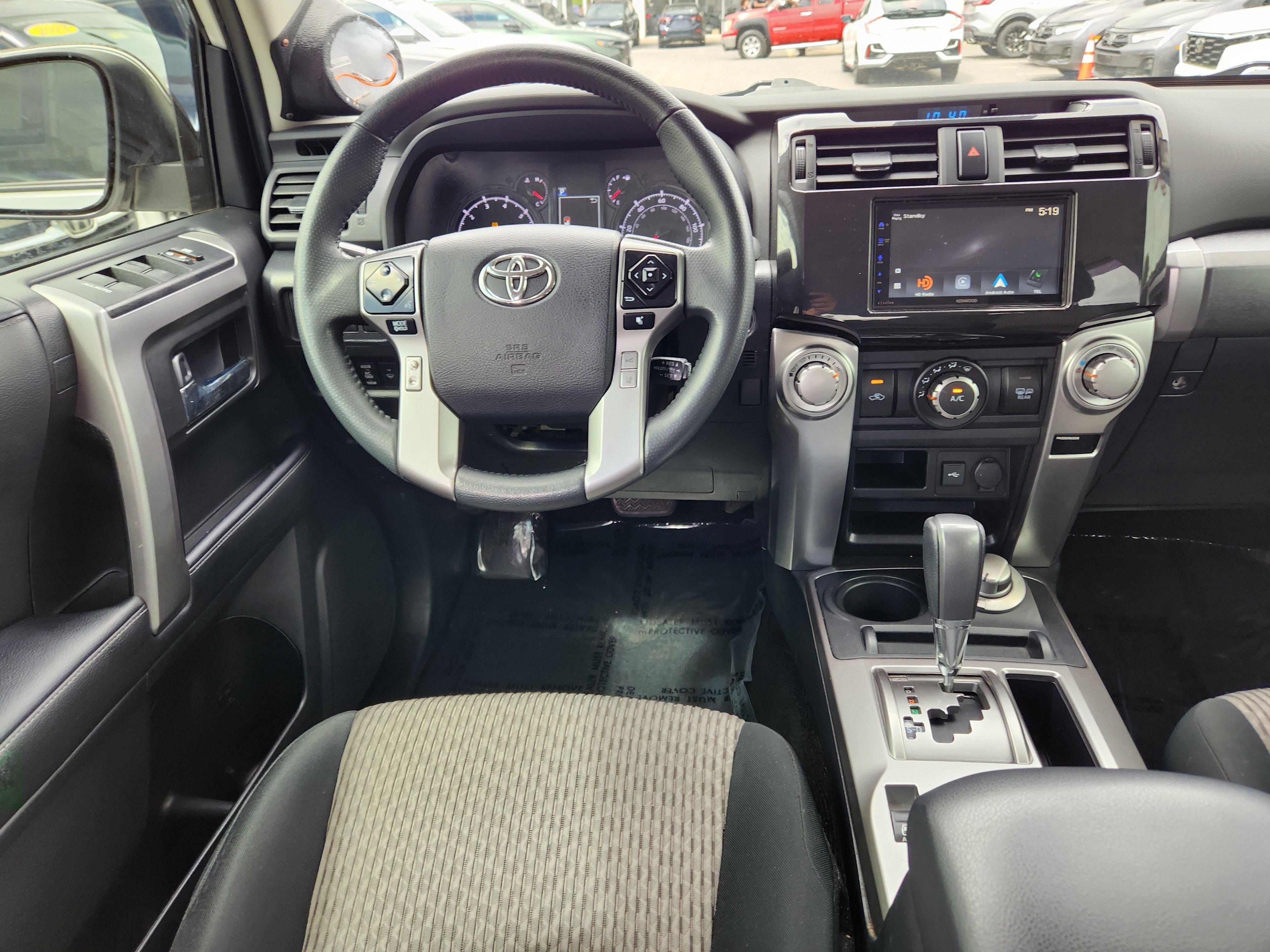 Used 2022 Toyota 4Runner SR5 AWD/4WD image 13