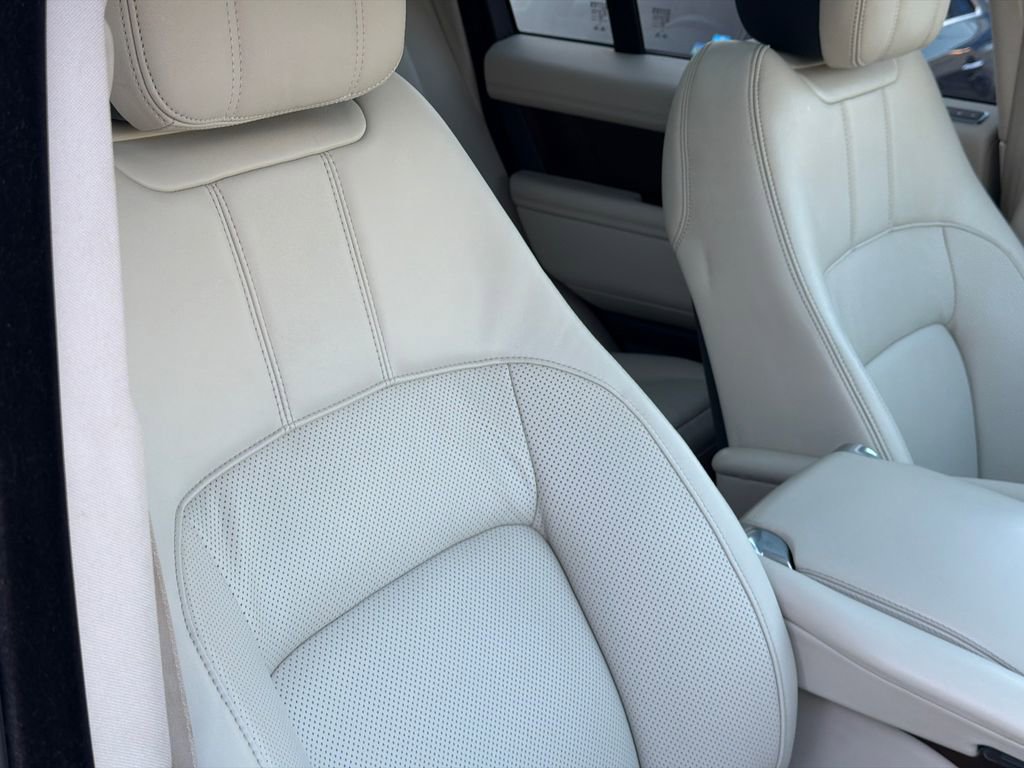 Used 2021 Land Rover Range Rover Westminster Edition image 11