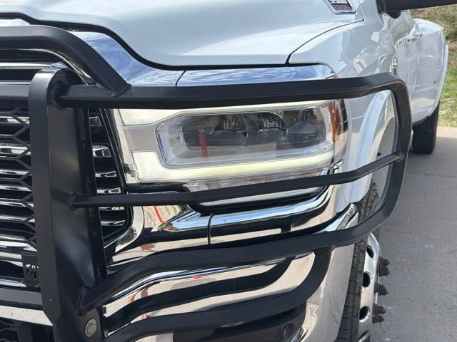 Used 2022 RAM 3500 Laramie AWD/4WD image 11