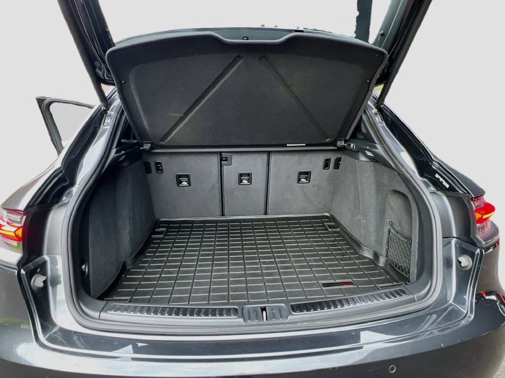 Certified 2021 Porsche Macan AWD/4WD image 28