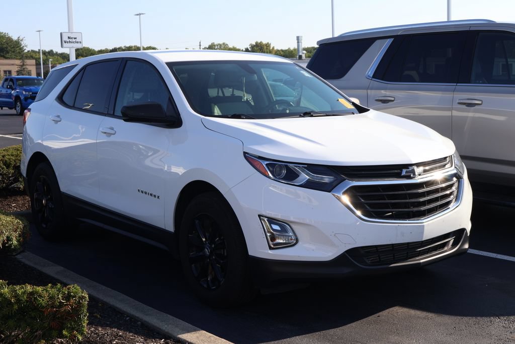 Used 2019 Chevrolet Equinox LS w/ LS Convenience Package FWD image 3