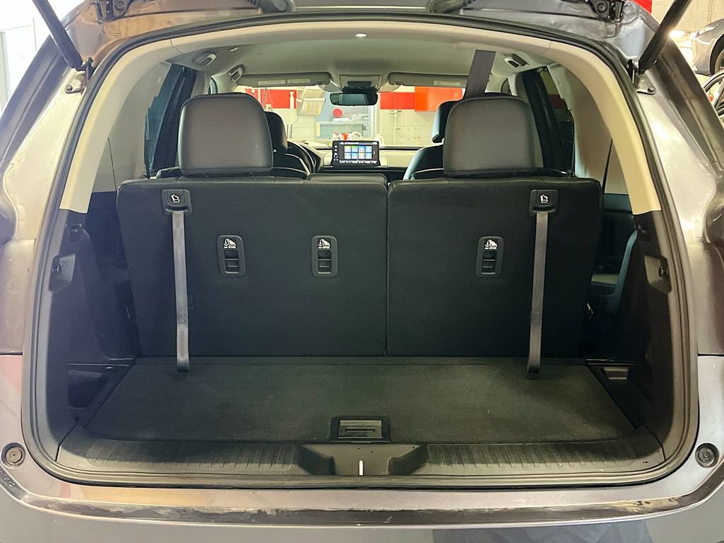 Used 2025 Honda Pilot EX-L image 25