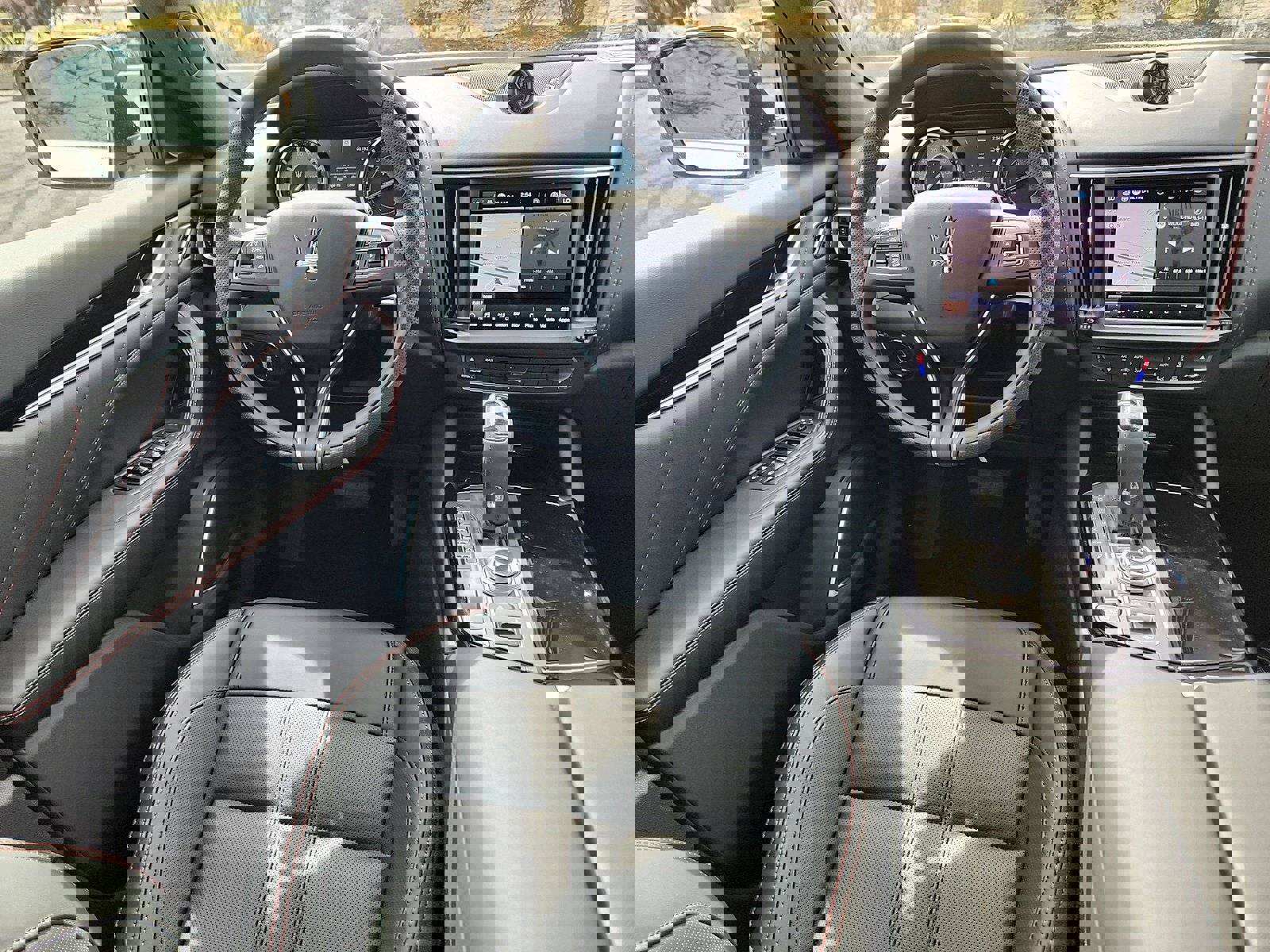 New 2024 Maserati Levante GT Ultima image 12