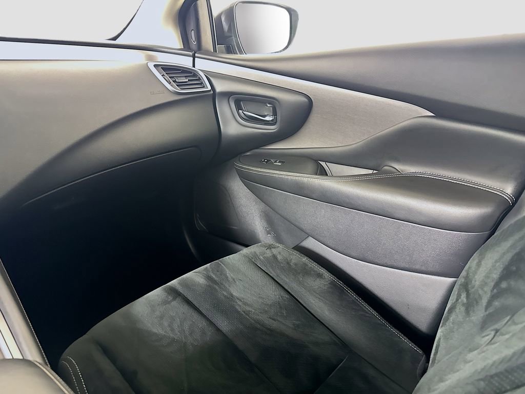 Used 2020 Nissan Murano SV image 22