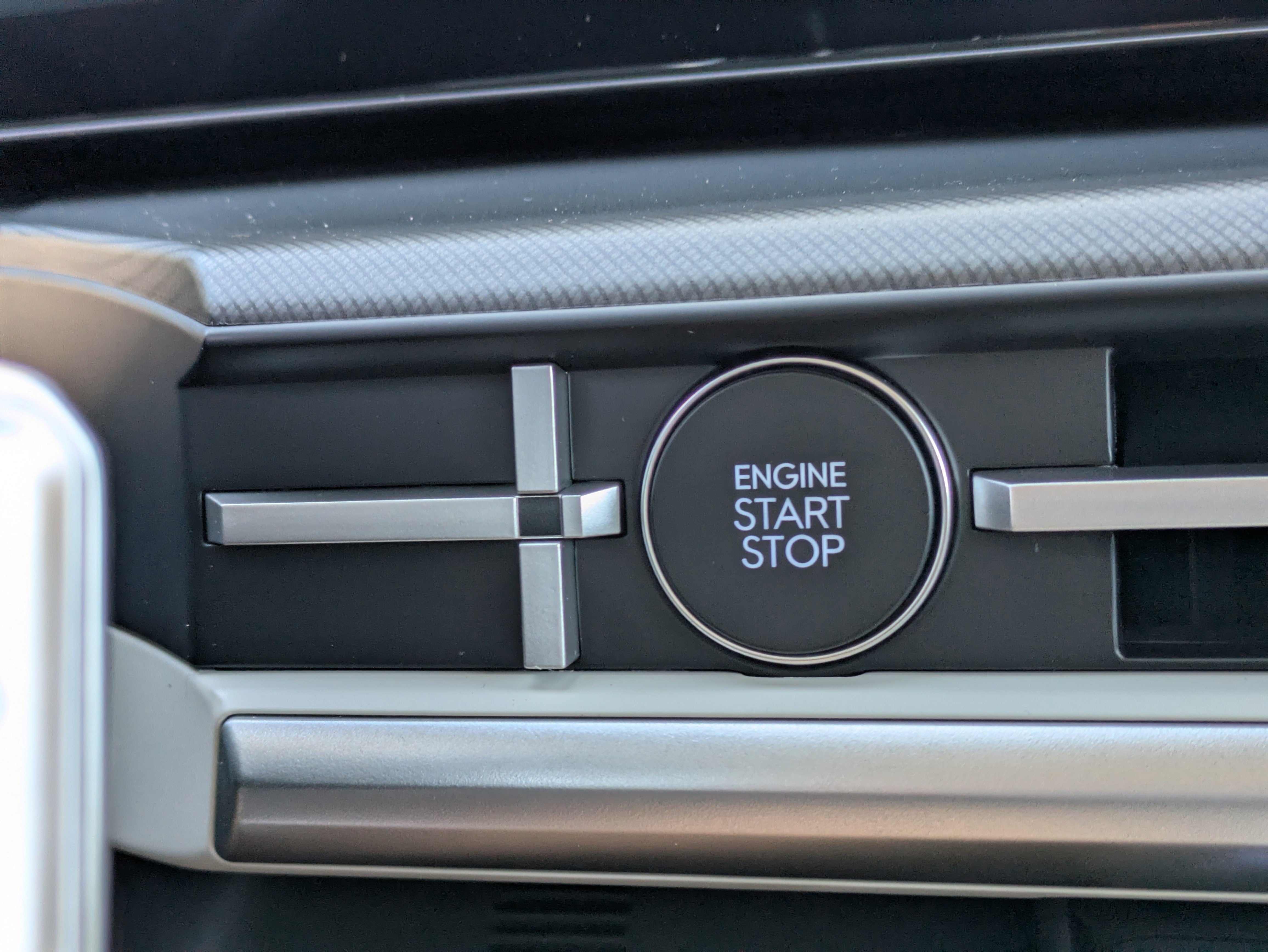 New 2026 Hyundai Santa Fe SE image 27