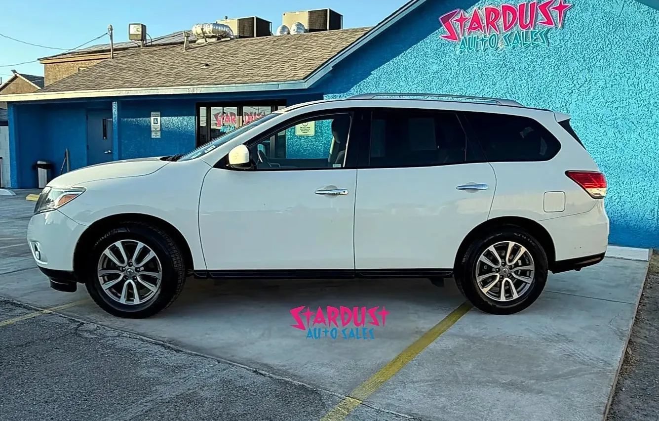 Used 2016 Nissan Pathfinder S FWD image 4