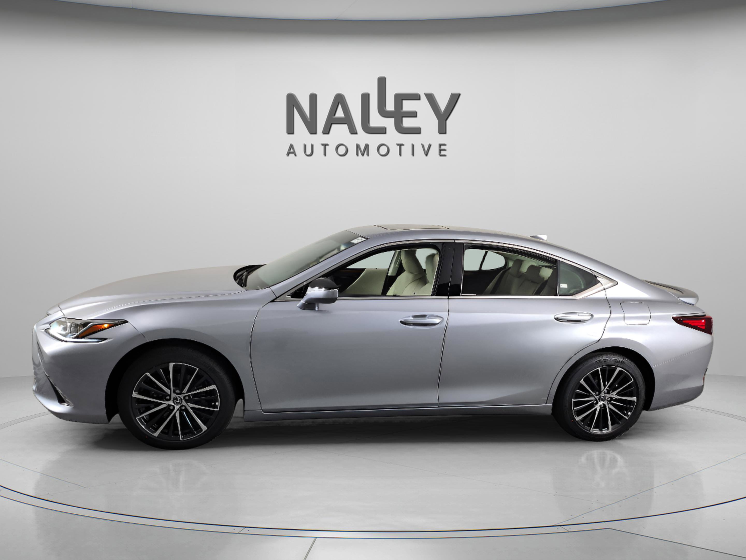 New 2025 Lexus ES 300h w/ Premium Package image 2